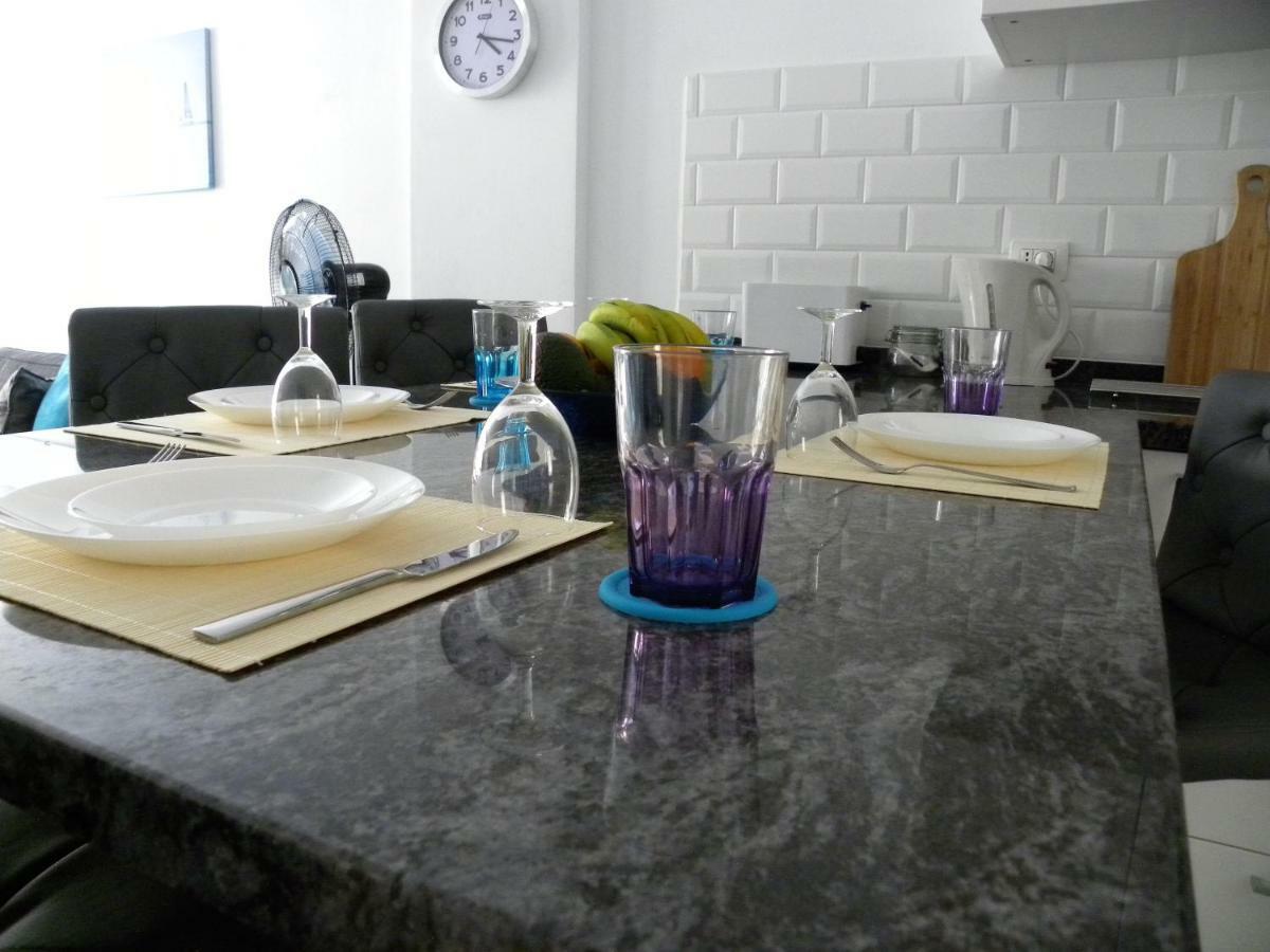 Ben'Sholidayflat Ideal For Families Groups And Couples Terrace Solarium Wi-Fi Netflix Smart Tv El Médano Exteriör bild